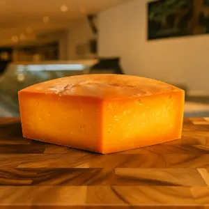 Aged Rutland Red Cheese